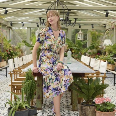 Arias Closet %100 Viskon Çiçek Ve Yaprak Desenli Elbise