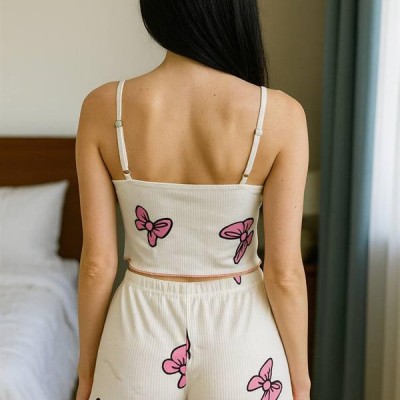 Arias Closet Beyaz Üstüne Kelebek Desenli Askılı Şortlu Pijama Takımı