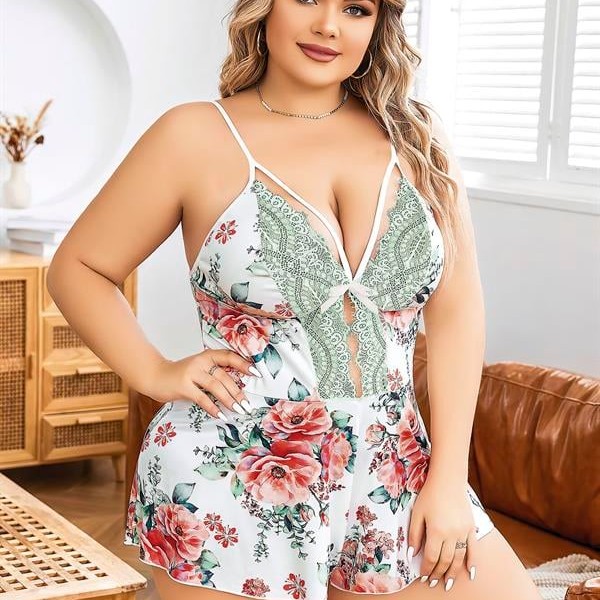 Arias Closet Büyük Beden Beyaz Üstüne Çiçek Desenli Dantel İşlemeli İnce Askılı Şort Gecelik