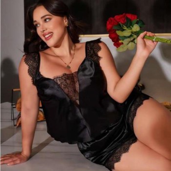 Arias Closet Büyük Beden Siyah Omuz Dantel İşlemeli Saten Şortlu Takım