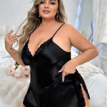 Arias Closet Büyük Beden Siyah Yırtmaç Dantel İşlemeli Saten Şortlu Takım