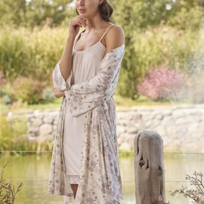 Arias Closet Çiçek Desenli Ve Dantelli Sabahlık Takımı