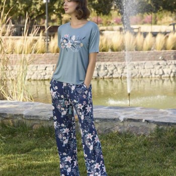 Arias Closet Çiçek Ve Yaprak Desenli Ve Baskılı Pijama Takımı