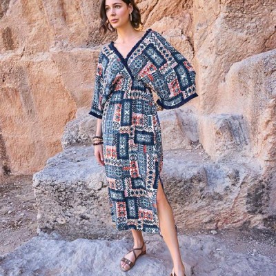 Arias Closet Etnik Desenli Kısa Kollu Yırtmaçlı Elbise