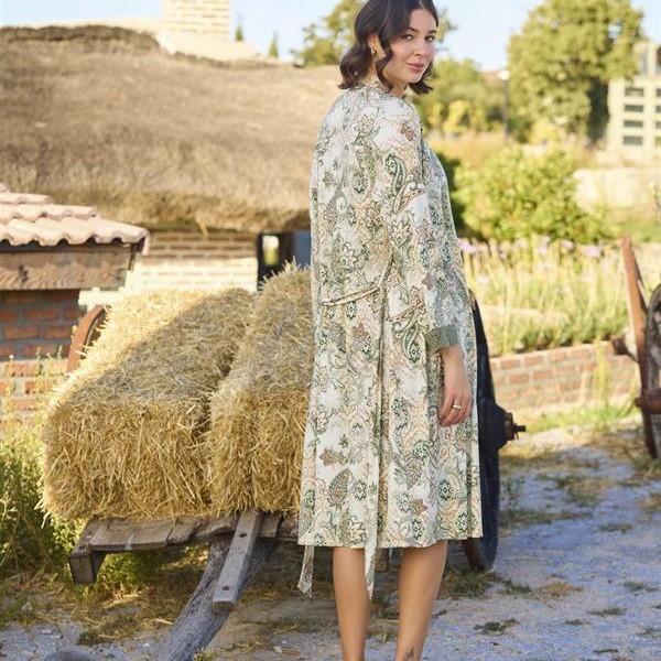 Arias Closet Etnik Desenli Ve Dantelli Büyük Beden Sabahlık Takımı