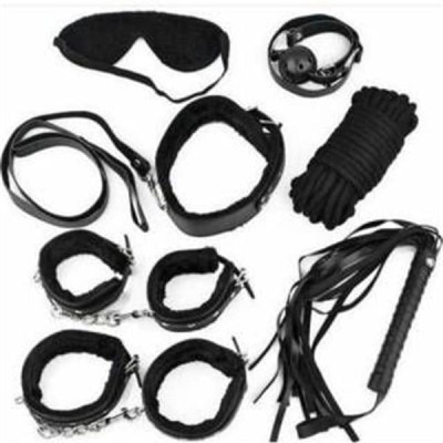 Arias Closet Grinin 50 Tonu Fantazi Kelepçe Kırbaç Seti