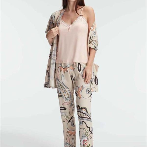 Arias Closet İp Askılı V Yaka Viskon Çiçek Desenli Yazlık Dantel Detaylı Pijama Sabahlık Takımı