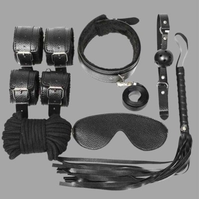 Arias Closet Kol Bacak İp Maske Kelepce Ağız Topu Kople Deri Set