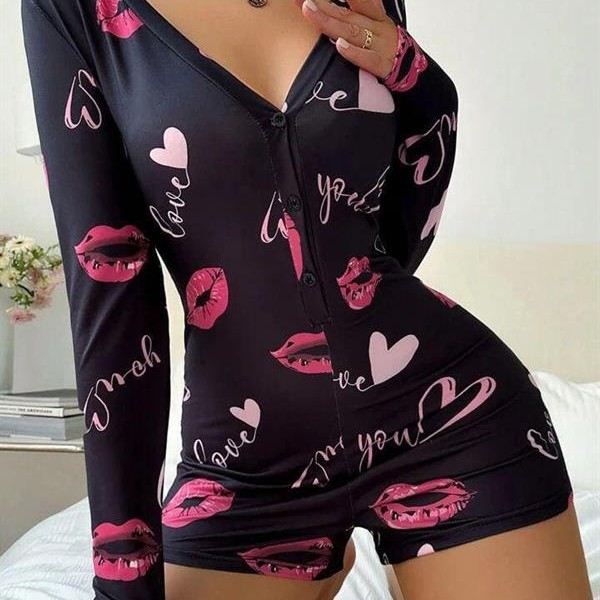 Arias Closet Pamuklu Kırmızı Öpücük Ve Kalp Desenli Düğmeli Uzun Kol Tulum Pijama