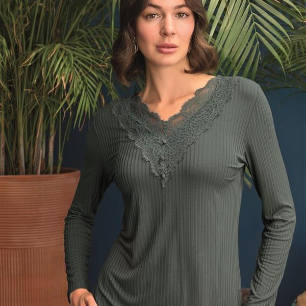 Arias Closet Uzun Kollu Önü Düğmeli V Yaka Pijama Takımı