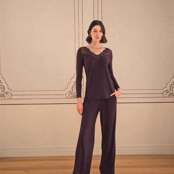 Arias Closet Uzun Kollu Ve Dantelli Pijama Takımı