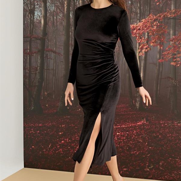 Arias Closet Uzun Kollu Yırtmaç Detaylı Kadife Elbise