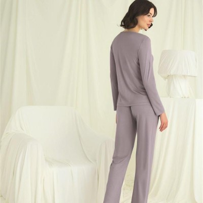 Arias Closet Yakası Kolu Ve Omzu Dantelli Boydan Düğmeli Pijama Takımı