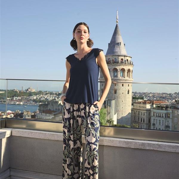 Arias Closet Yaprak Desenli Ve Dantelli 3'Lü Pijama Takımı