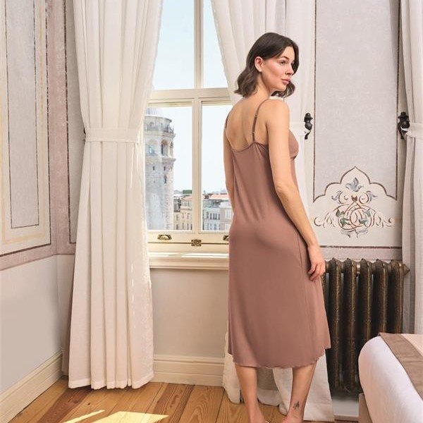 Arias Closet Yaprak Desenli Yırtmaçlı Dantelli Ve Dekolteli Sabahlık Takımı