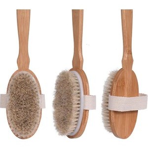 At Kılı Banyo Fırçası Saplı