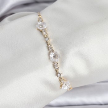 Baget Zirkon Taşlı Çiçek Model Gold Renk Asansörlü Kadın Bileklik