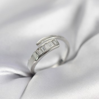 Baget Zirkon Taşlı Gümüş Renk Kadın Yüzük