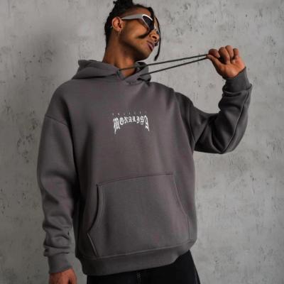 Baskılı Kapüşonlu ve Kanguru Cepli Sweat- Gri