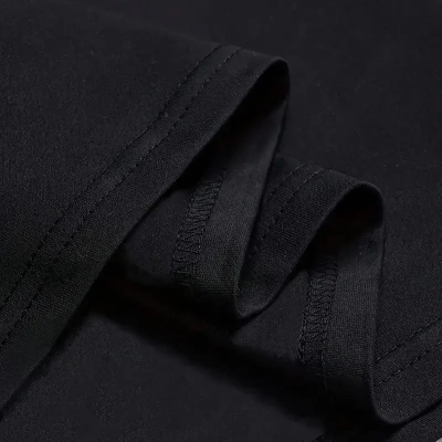 Ben Şişman Değilim Tanrı Bana Hava Yastığı Verdi Çünkü Ben Değerliyim Tişörtü - Siyah -