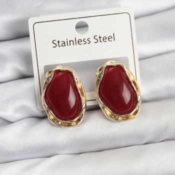 Beyaz Damla Model Pirinç Vintage Kadın Küpe