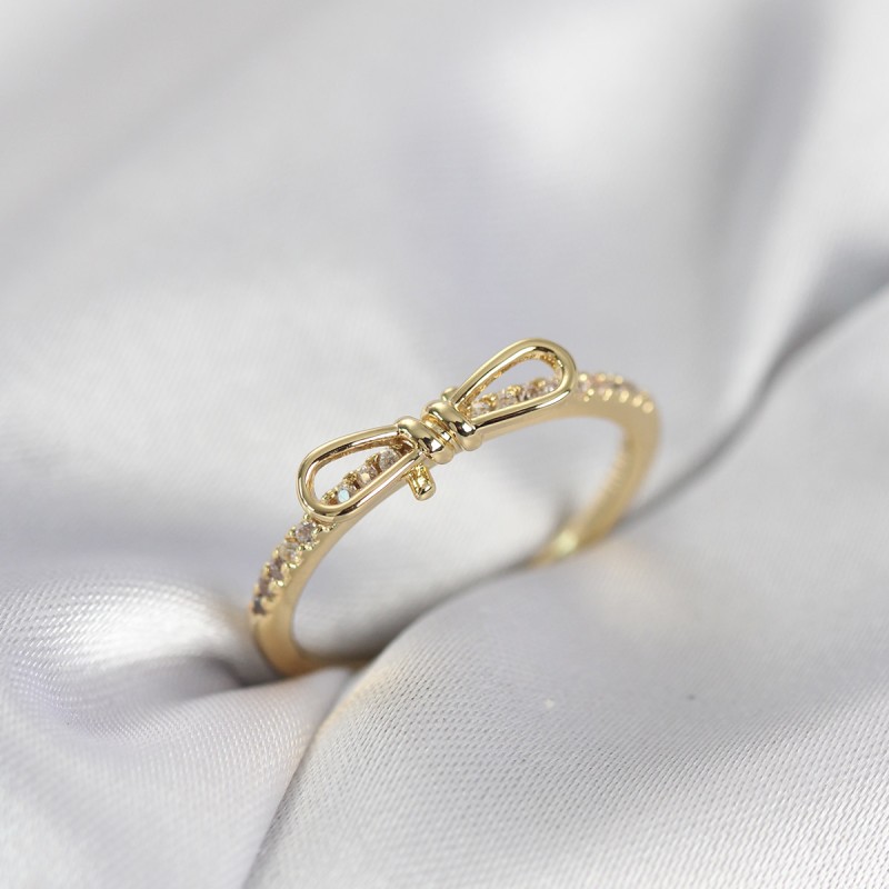 Fiyonk Model Zirkon Taşlı Gold Renk Kadın Yüzük