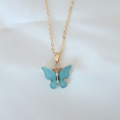 Gold Kaplama Turkuaz Renk Sedefli Kelebek Kolye