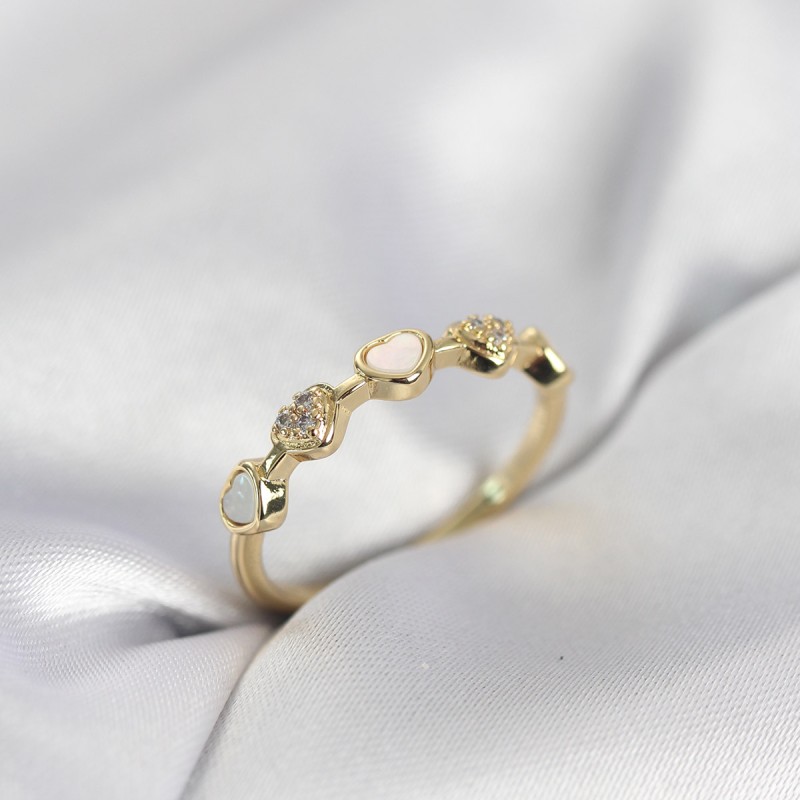 Gold Renk Minimal Kalp Model Zirkon Taşlı Pirinç Kadın Yüzük