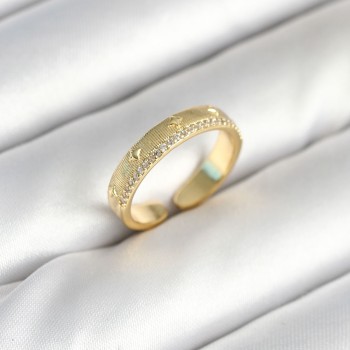 Gold Renk Şerit Zirkon Taşlı Kadın Yüzük