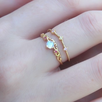 Gold Renk Zirkon Taşlı Taç Model Kadın Yüzük