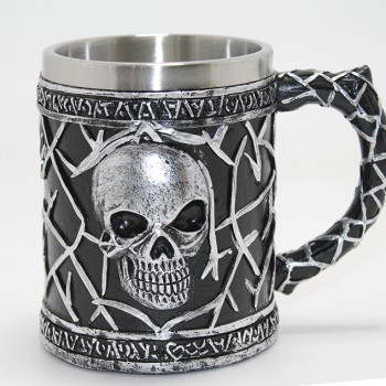 Gotik Kurukafa 3D Kabartmalı Paslanmaz Çelik Kupa Bardak