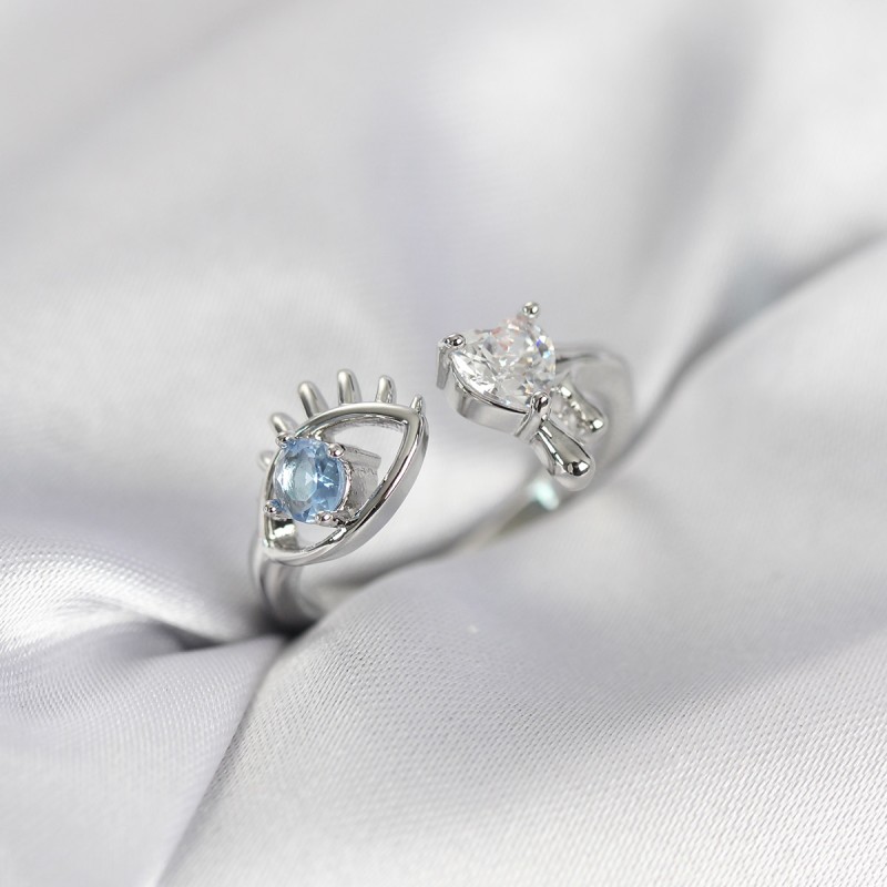 Gözyaşı Model Gümüş Renk Zirkon Taşlı Kadın Yüzük