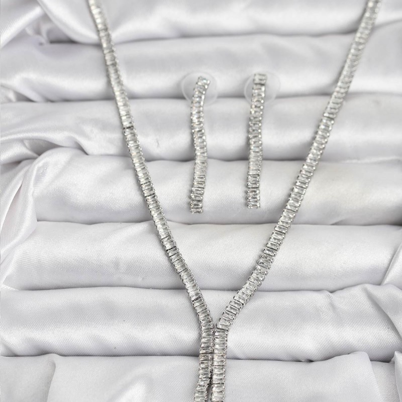 Gümüş Renk Baget Zirkon Taşlı Kadın Kolye Küpe Set