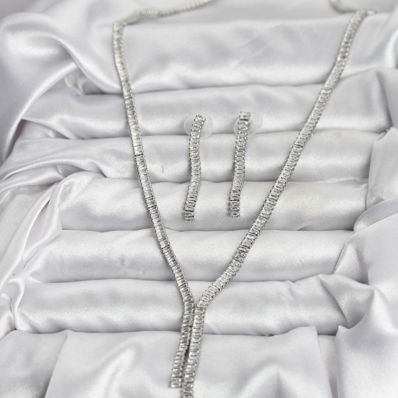 Gümüş Renk Baget Zirkon Taşlı Kadın Kolye Küpe Set