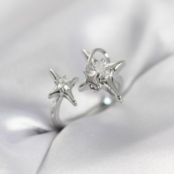 Gümüş Renk Kutup Yıldızı Model Zirkon Taşlı Kadın Yüzük