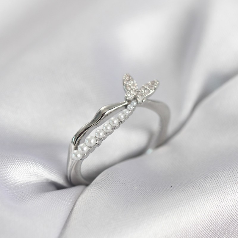 Gümüş Renk Kuyruklu Kelebek Model İncili Kadın Yüzük