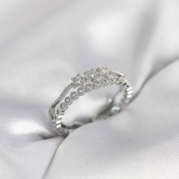 Gümüş Renk Minimal Yıldızlı Model Kadın Yüzük