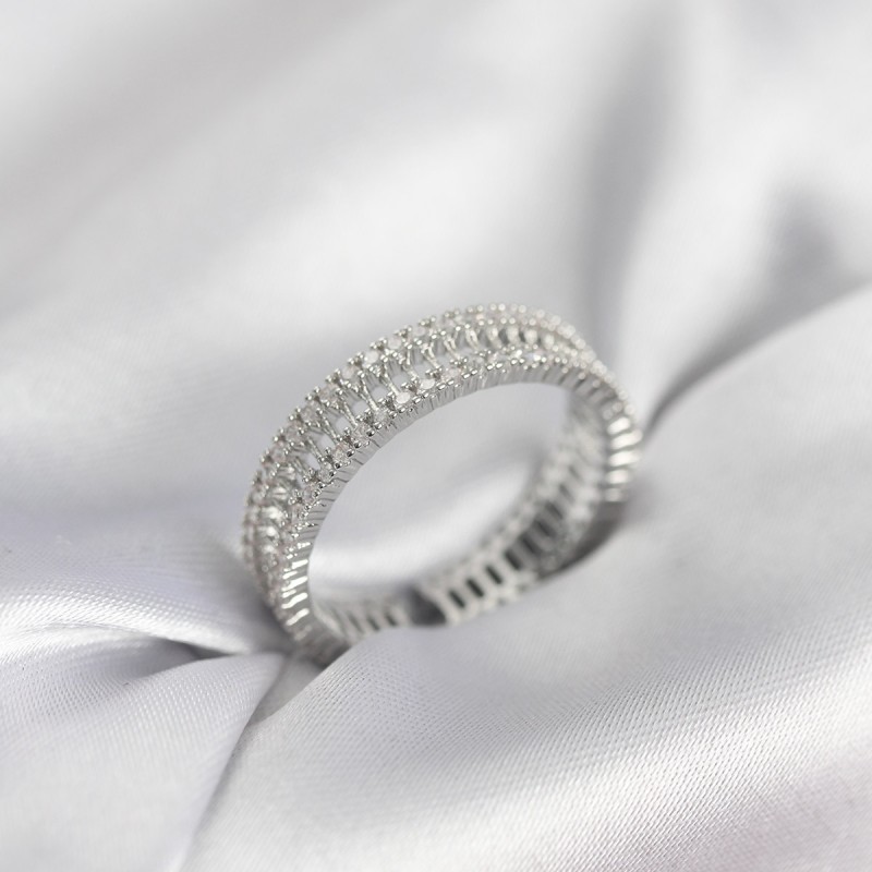 Gümüş Renk Minimal Zirkon Taşlı Kadın Yüzük