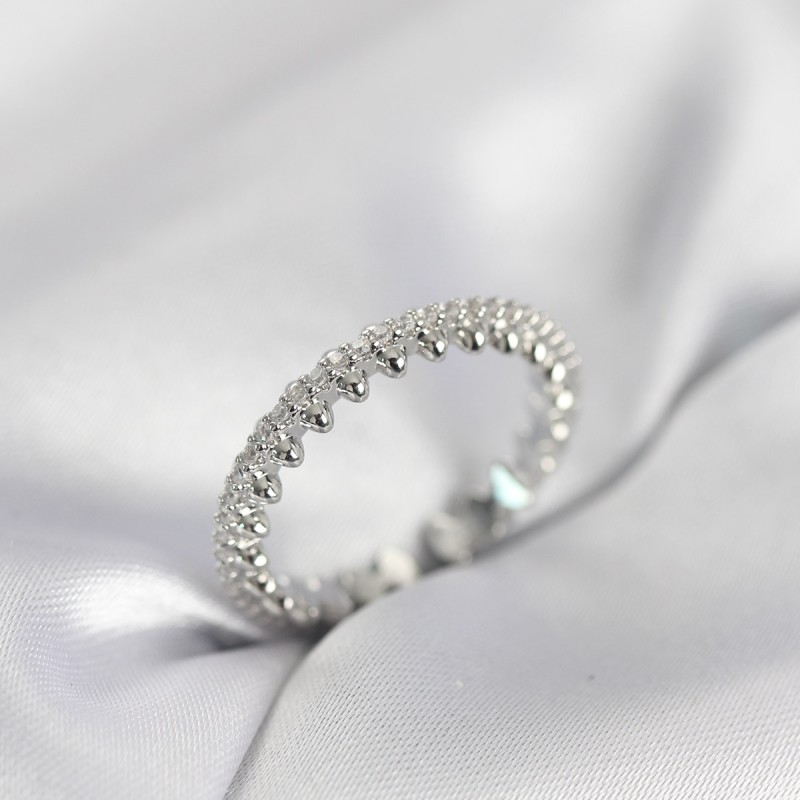 Gümüş Renk Sıralı Zirkon Taşlı Model Kadın Yüzük