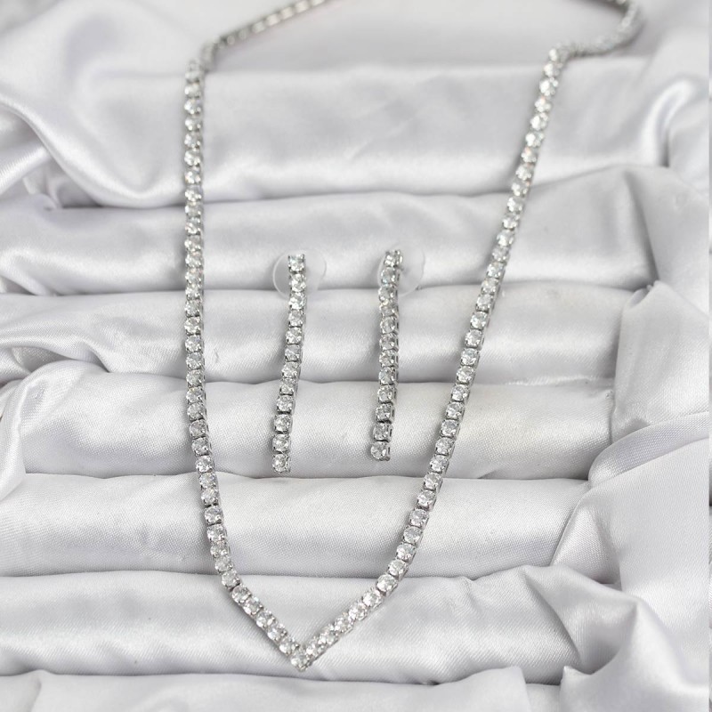 Gümüş Renk Zirkon Taşlı Kadın Kolye Küpe Seti