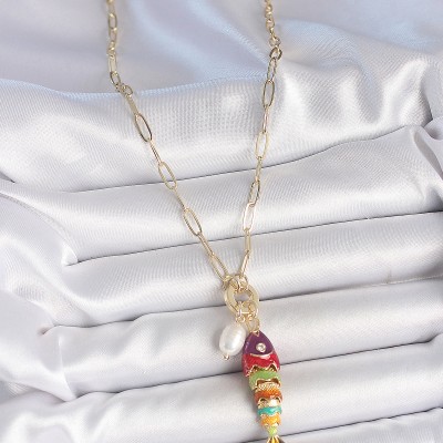 İnci Detaylı Zirkon Taşlı Rainbow Balık Figürlü Gold Renk Pirinç Kolye