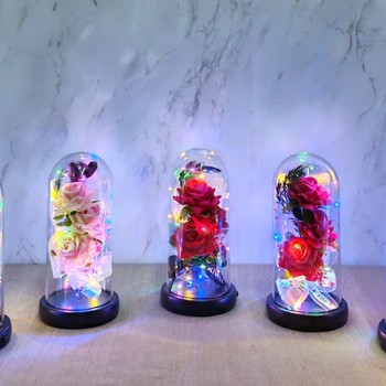 Işıklı Müzikli Cam Fanus İçinde Romantik Gül  