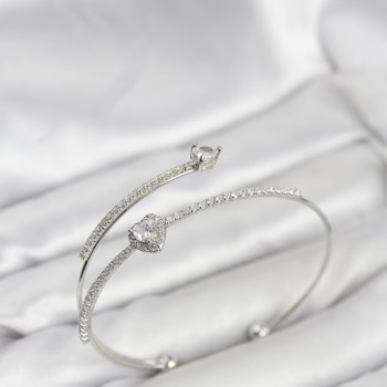 Kalp Model Pirinç Gümüş Renk Kadın Bileklik