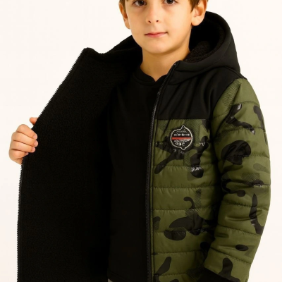 Kamuflaj Desenli Mont İçi Sıcak Tutan Pelüş Astarlı, Kapüşonlu, Fermuarlı Kışlık Su İtici Şişme Mont - Haki