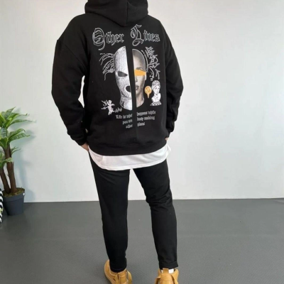 Kapşonlu Sweatshirt“Other Lives” Ön  Arka Baskılı Siyah -