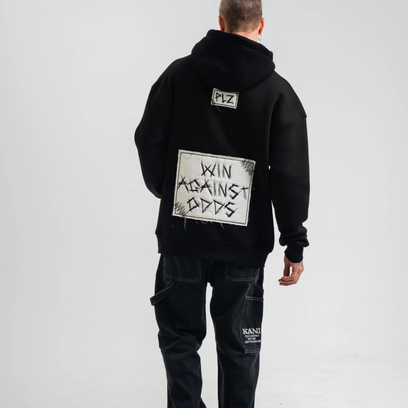 Kapşonlu Uzun Kol Patchli Nakışlı SweatShirt - Siyah