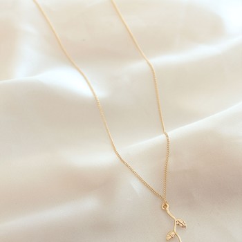 Kırmızı Gül Figürlü Kolye