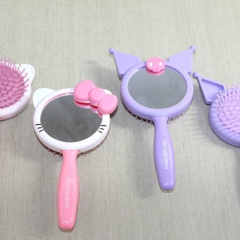 Kuromi, Hello Kitty Karışık Aynalı Tarak 