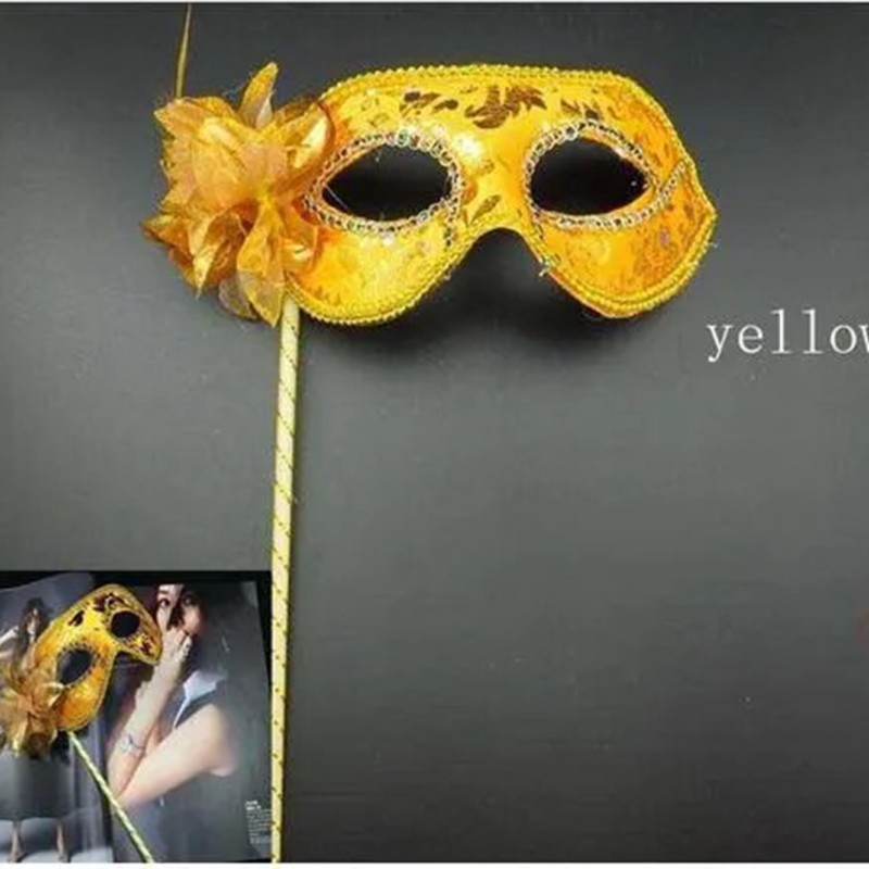 Lüks Taşlı Saplı Balo Maskesi Altın Renk 