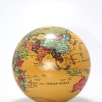 Masa Üstü Dönen Dünya Küre 